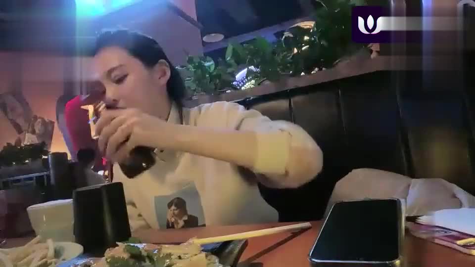 把妹高手白嫖哥酒吧搭讪干到空姐的视频