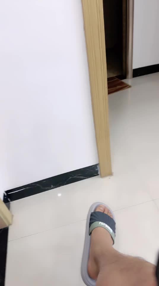 2048.vip-小嫂子来家玩，太有感觉了半推半就，无情大屌插入骚逼猛肏