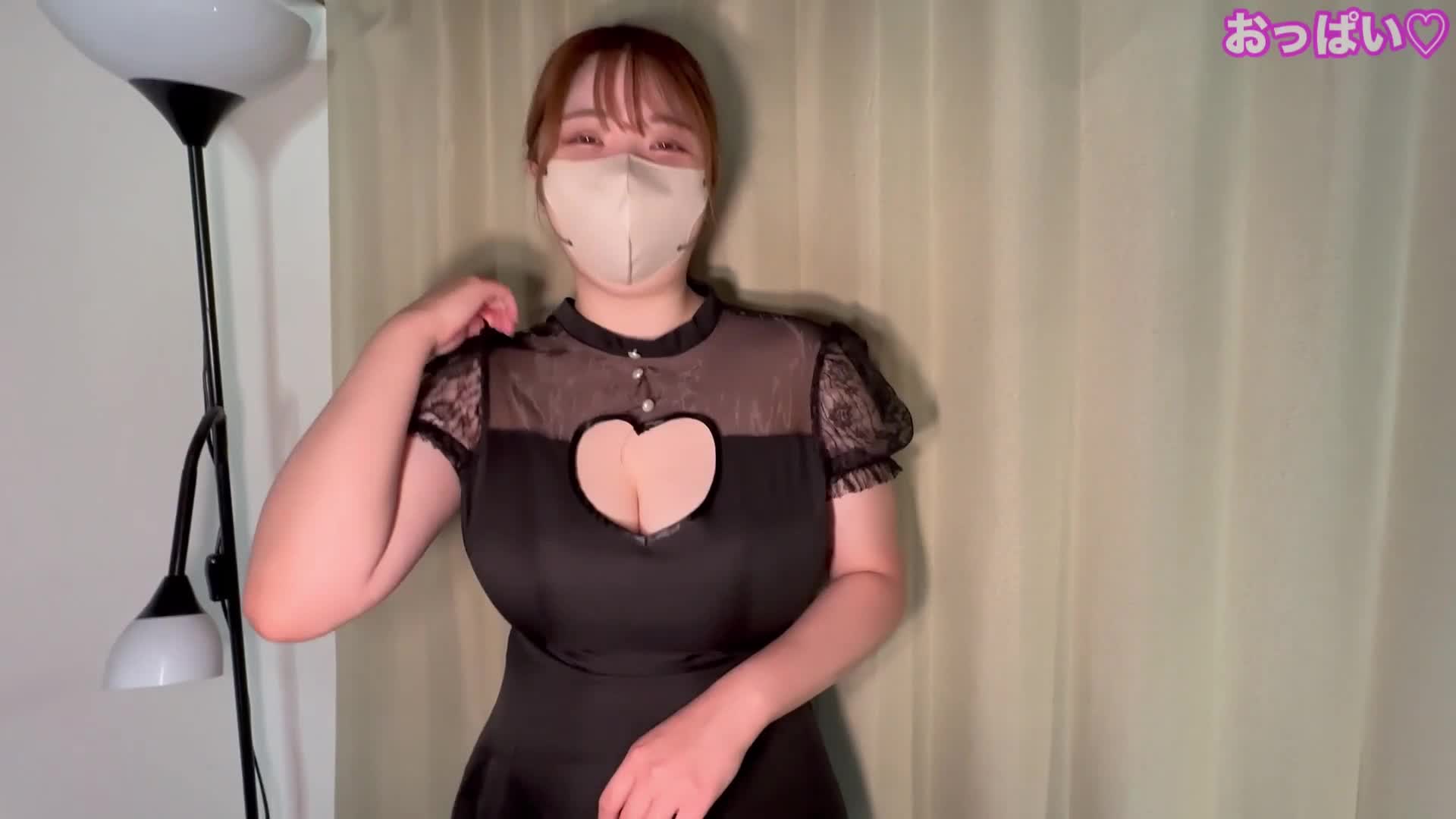 和大奶少妇的3P乳交淫趴！两根牛牛同时对着这对大奶开导吗？让我先来，我要紧的！️️用大屁股后入看着肥奶摇晃太爽了！无套中出真是好文明可惜我只能看着路段几把#乳交 #OPPAI_saiko #巨乳 #3P #淫趴 #无套 #多人 #中出