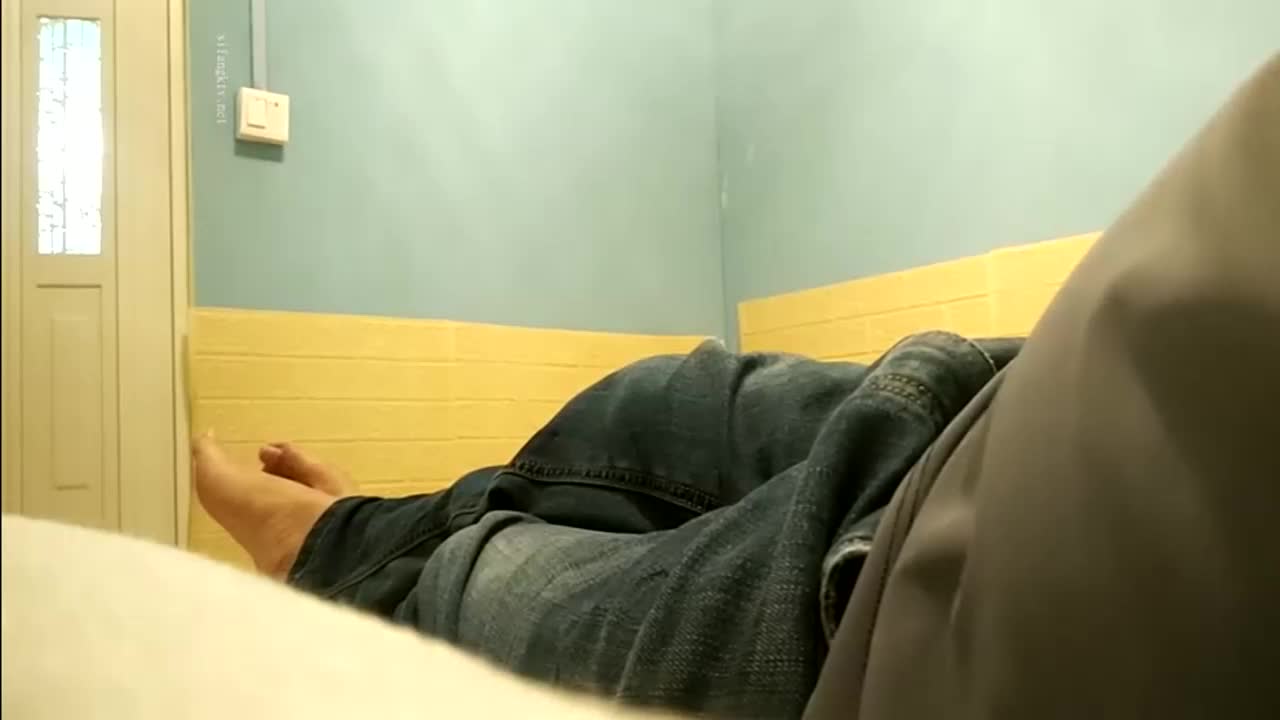 按摩会所勾搭良家少妇主动上位骑行蹭蹭 无套插入 最后口爆吞精 #按摩 #会所 #偷拍 #探花