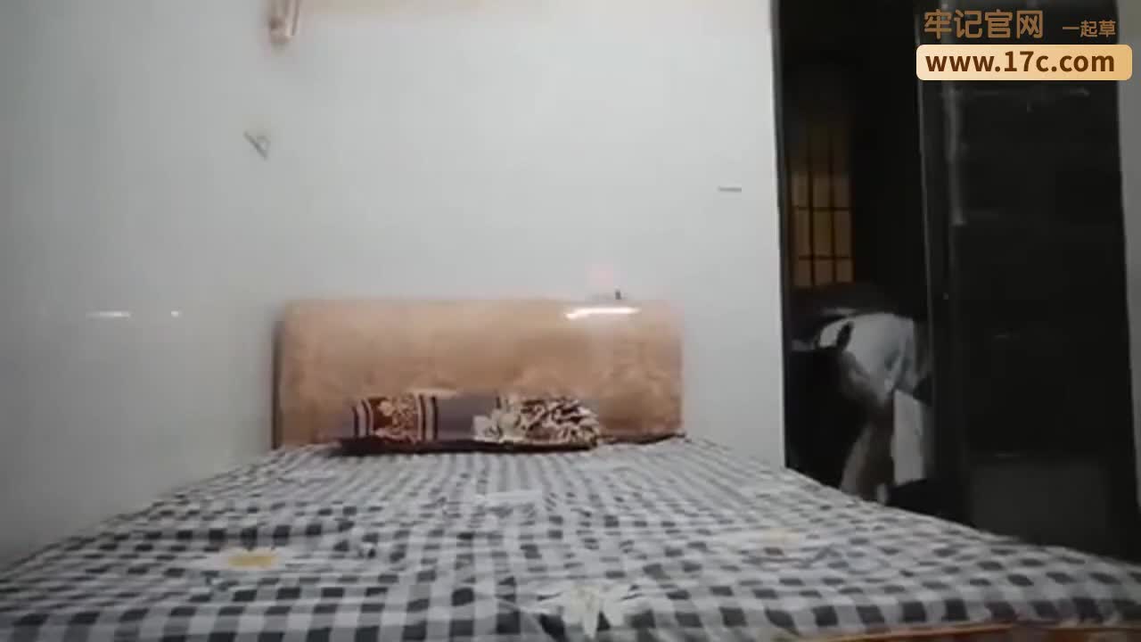 广州扫街站街良家少妇服务很棒奶子又大 还可以口爆调情各种姿势爆插 #按摩 #会所 #站街