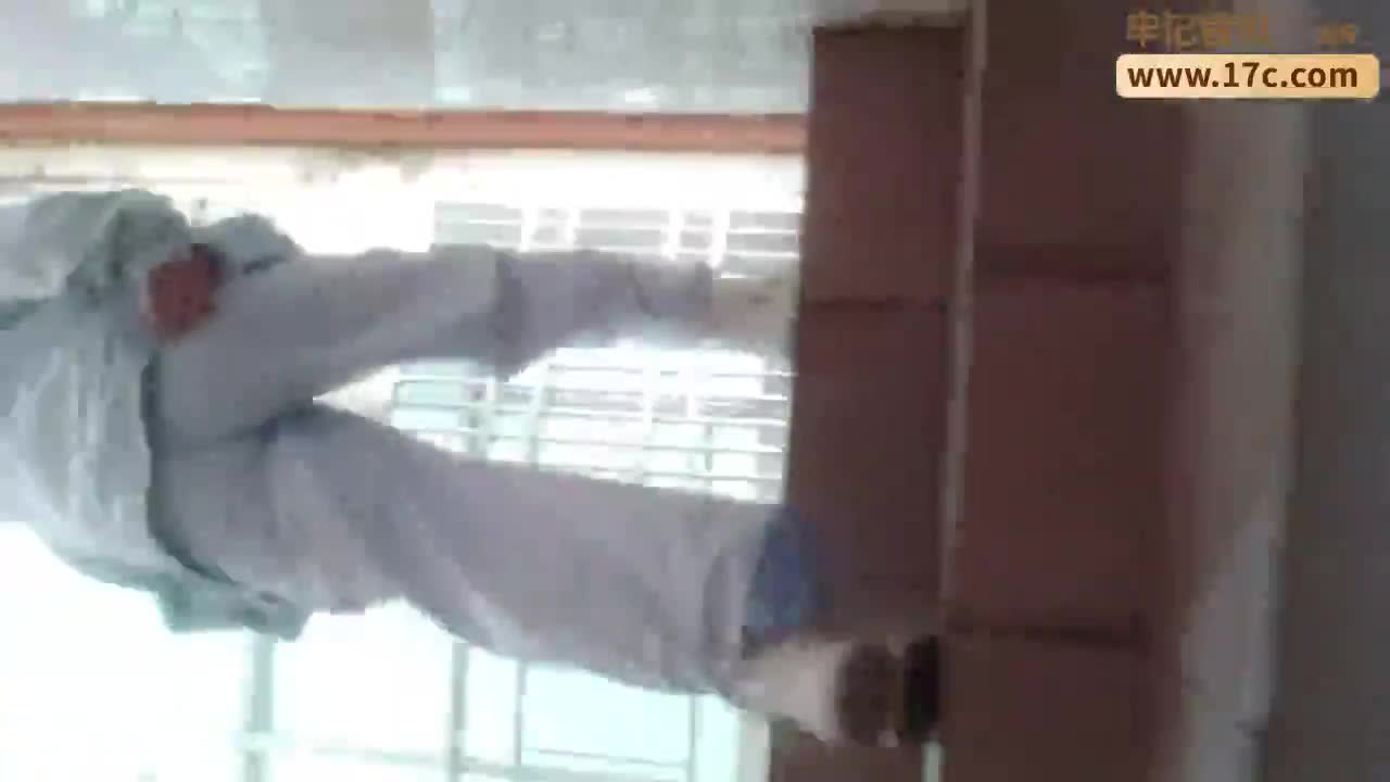 小巷子20来岁的极品年轻站街女 上楼直接脱裤子服务 口硬就开干爽上头 #按摩 #会所 #站街