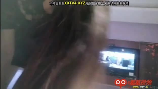 足浴按摩勾搭美丽小少妇没想到姐姐很淫荡 手动服务 #按摩 #会所 #偷拍