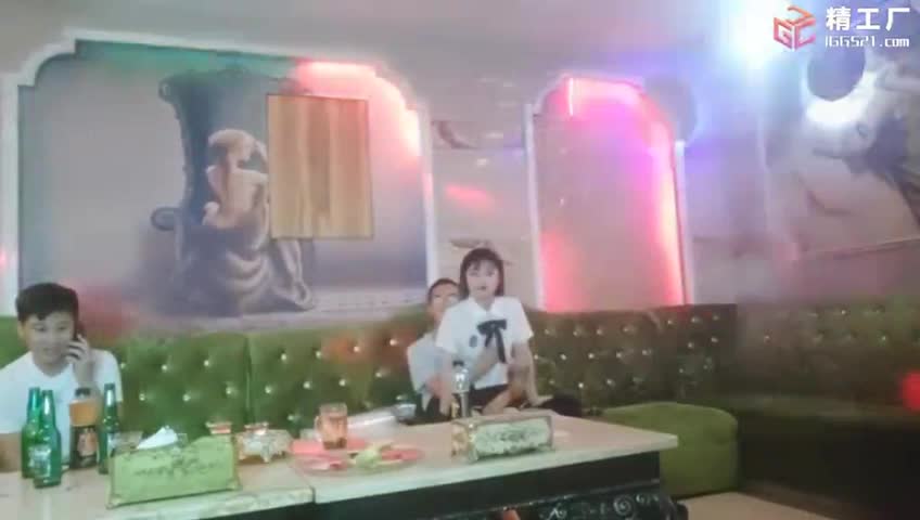 按摩会所ktv良家少女jk萝莉装很是诱人粉嫩的鲍鱼干起来特别的紧 #按摩 #会所 #偷拍 #探花