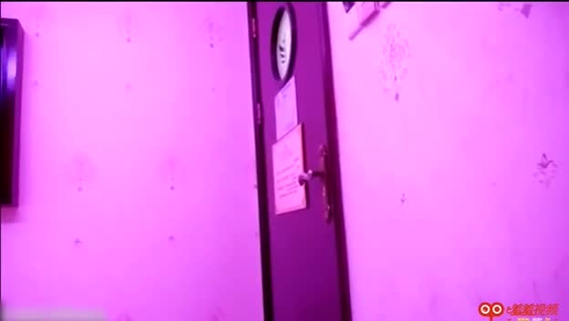 探访按摩店 仅存的谈话大哥，半套服务加钟干极品大长腿黑丝良家女技师 #按摩 #会所 #偷拍