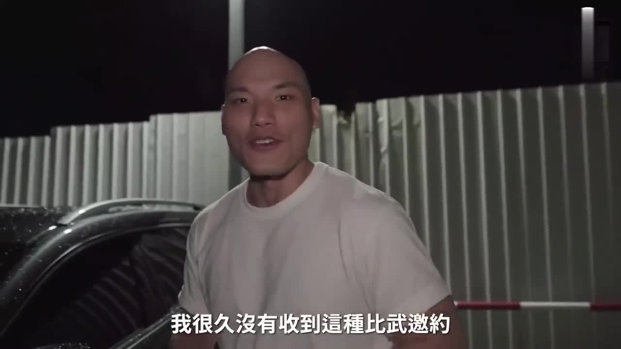 超狂MAX等级野外露出暴露狂_干到她一次次喷水穴肉外翻