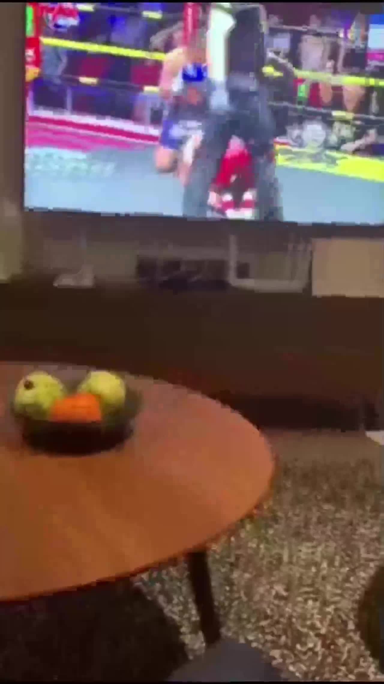 【真实记录】我的19岁良家女友酒后拿我18CM的大鸡巴狂插小骚逼，全程露脸认出给操