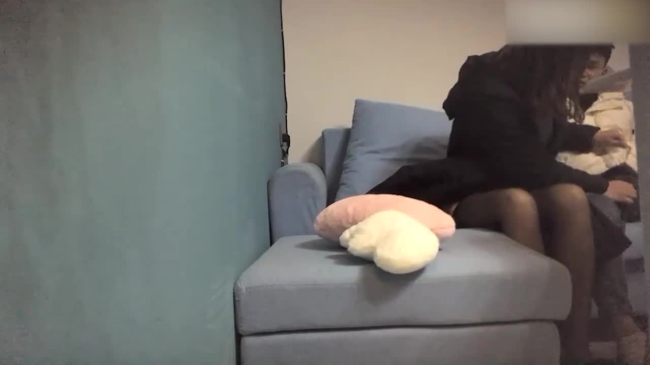 #熟女 #人妻 #丝袜 #阿姨 #少妇良家黑丝美人妻，口活很棒，警惕性很高差点被发现~