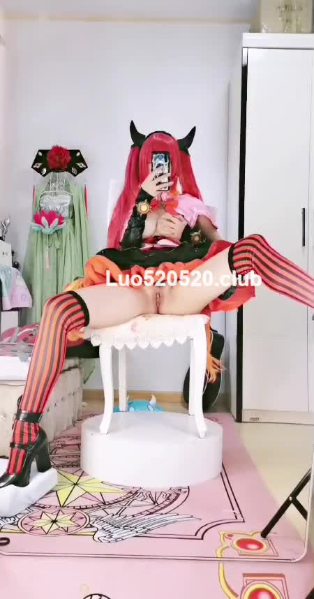 沐沐酱 – 新作 Cos王者荣耀 安琪拉萝莉自慰合集#福利姬 #白虎 #反差 #萝莉 #自慰 #cos