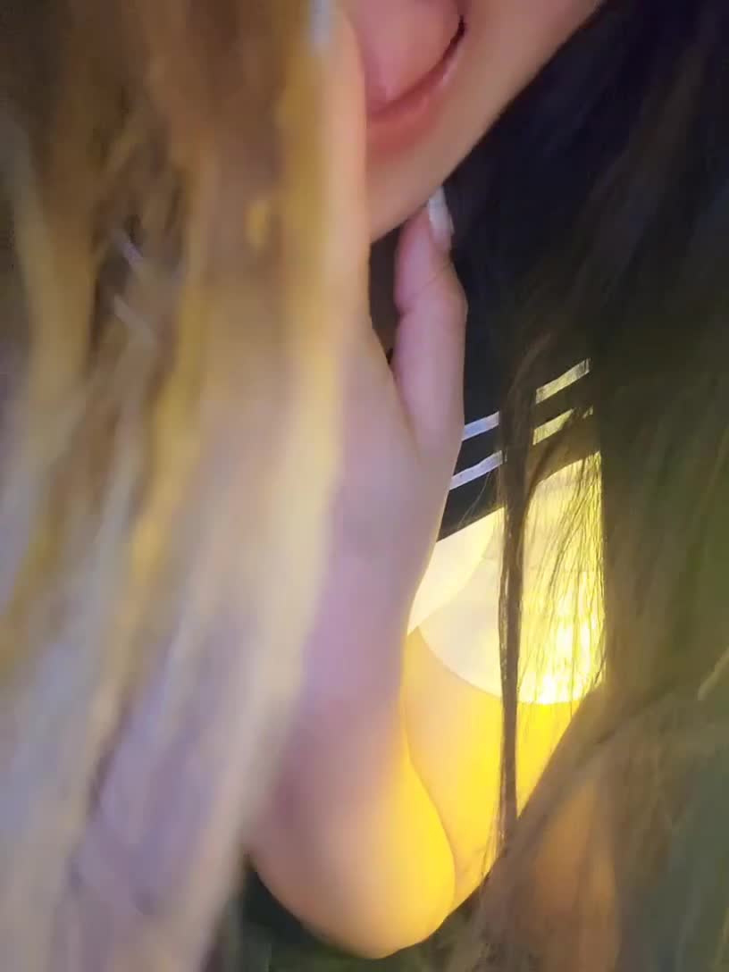 小粥推特【520门槛】福利姬白虎萝莉福利顶级身材高颜值私拍自慰合集 这种女神给你你能玩多久呢？完整视频内部群观看 点击进入内部群#福利姬 #白虎 #萝莉 #反差 #cos #母狗 #自慰 #小粥