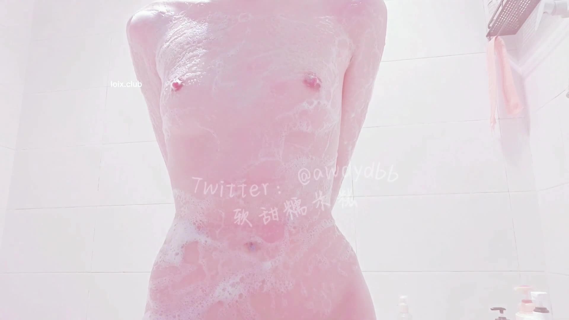 白虎真的看起来是粉嫩粉嫩的，感觉玩上一整天都不会腻