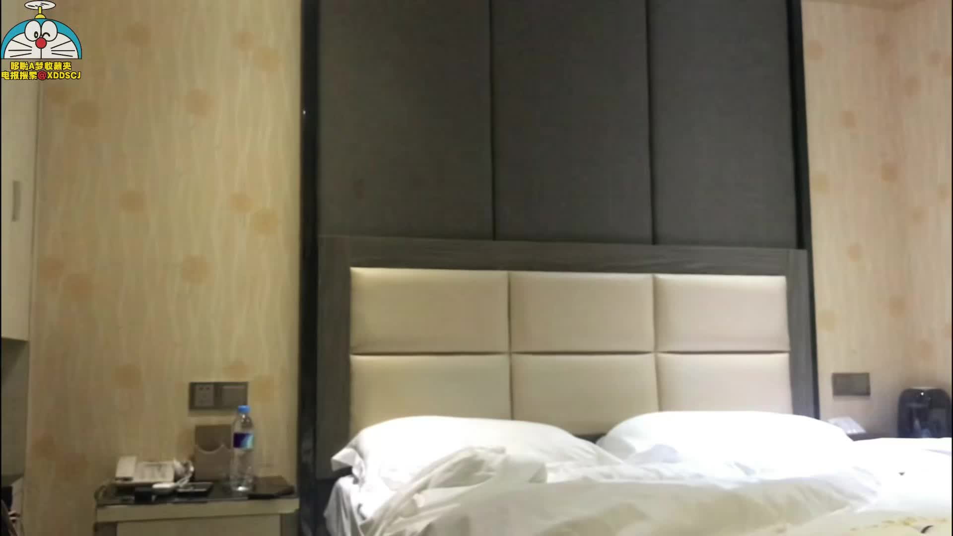 #熟女身材保持超好的熟女姐姐穿上情趣内衣性爱记录