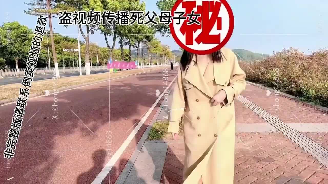 2048.vip-2025年11月，【重磅核弹】极限露出狂，【hong14868】，大白天人来人往，商场公园超市，专门挑人多