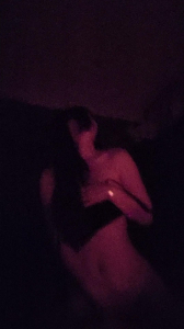 贫乳骚女友上位坐骑，寻有缘人网调勾引