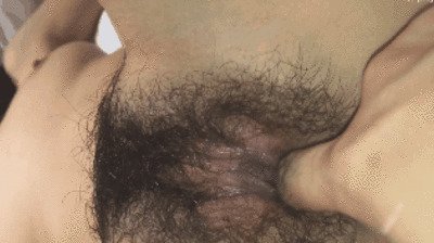 吃瓜,爆料凡哥和95年师范美眉酒店开房自拍妹子对着镜头有点害羞这鸡巴真是粗又大