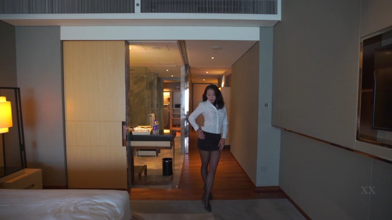 吃瓜,爆料秀人网金牌摄影师高价作品✅气质170CM大长腿极品御姐白领女总管私拍黑丝大波销魂自摸呻吟掰开骚穴灌水撸点极高